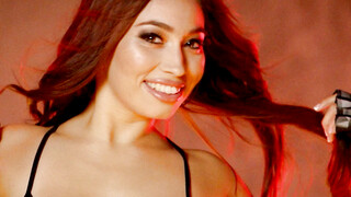 Mia Martinez Slips into Something Sexy A Sizzling Workout with a Twist!