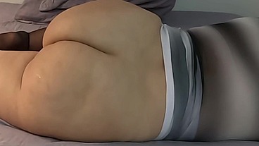 Sexy Madrastra Culona masturbandose