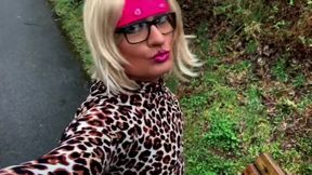 Hot hiking trail sissy fucks her sissy pussy so good outdoor toy