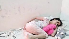 Soyi hui Cute step sister ko jabar dasti chod diya
