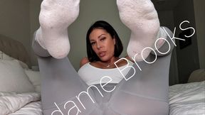 Nikki Brooks - Step-Mommy's Socked Feet (1080-HD)