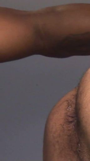 Black Dude Seduce Pizza Boy for Sex