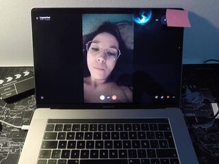 Actriz porno mother i'd like to fuck española se folla a un fan por web camera (VOL II)