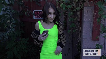 Carmen’s Cunt Gushes In Wild App Hookup As Bryan Slams Her Pussy!