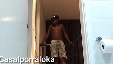 Ela foi acalma ele dando a bucetinha bem gostoso