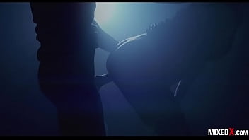 Based on true story, how the sexy blonde find out her big black cock fetish