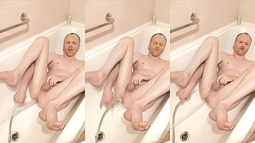LanaTuls aka Sergay Fag - Deep Anal Cleaning in Bath with Water. Хочешь меня выебать - пиши в тг MoscowFaggot.