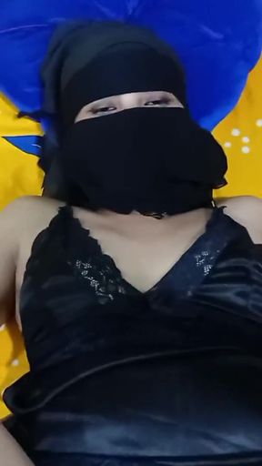 Captivating moment from &quot;Friend&#039;s Muslim wife called home and enjoyed and ass&quot;