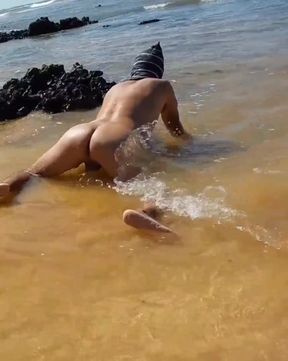 Ladysilva naked on the beach, come. fuck my hot ass now