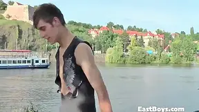 Felix Webster - Summer Handjob Adventure 6 Min