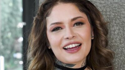 UP CLOSE Tattooed Beauty Vanessa Vega BARELY Can Take Isiah Maxwell s HUGE Dick PUSSY DESTRUCTION