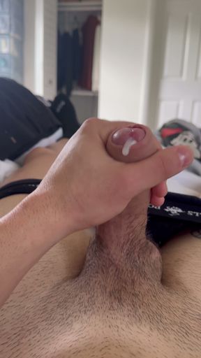 Young Latin  25 yrs cumming in Miami .