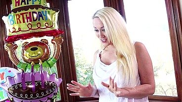 Alana Evans And Sienna Day Lesbian Sybian Session