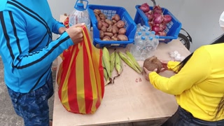 Humble salesman ends up having sex in the bedroom with a horny woman