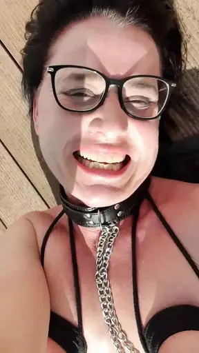 Julie has unrestrained orgasm outside