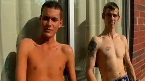 Gay guy with a nice body enjoying a hardcore fuck on his sofa