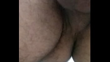 Batendo uma punheta e me exibindo