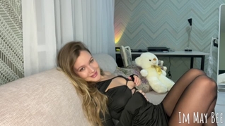 I rented a room from a girl who really likes fuck. POV Virtual Sex