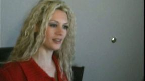 Cute curly blondie Victoria Givens gives a blowjob in the car