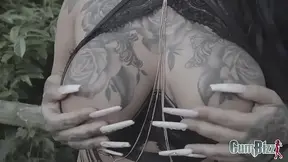 Stepmommy Swallows Bigdicks and Cumloads