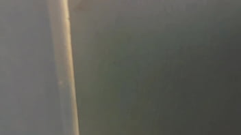 Homens heterossexuais pegos fazendo sexo gay e gritando em cima da pica.