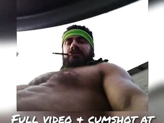 Visionary Jerk-Off Poppin his little Mary Poppins on the rooftop pls like and comment