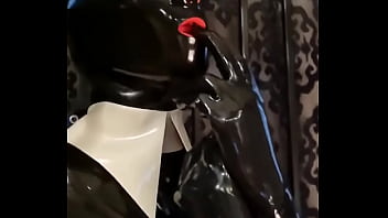 Naughty maid girl by Rubber-Pervs #maid #heavyrubber #latex #latexoutfit #rubber #studiogum #rubbergirl studio gum #fetish...