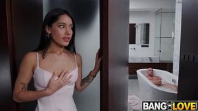 StepDaddy's large cock pleases slender MILF Carolina Guerrero