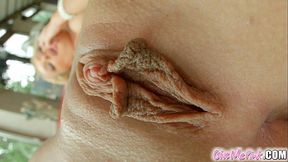 Givemepink blonde rubs her pussy