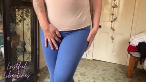 jeans wetting - i held on until i couldn’t hold anymkre