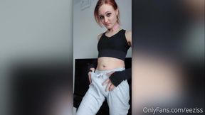 TGirl with Large Gock Shooting a XXL Fountain