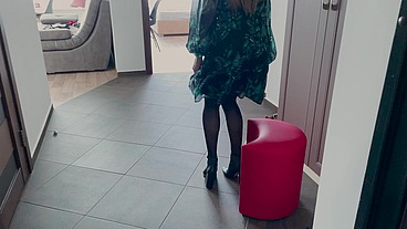 Mistress Gives Me A Blowjob In Secret From Step Sister. Cum In Mouth! 4K