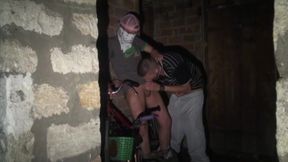 Straight discreet Arab fuck a gay in a discreet basement