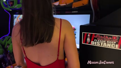 MissonIceCream - Red Dress Arcade