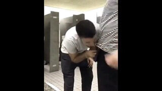 Compilation : film de putes gays amateurs enculées à cru