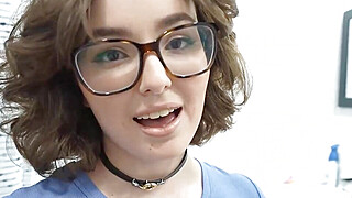 Nerdy Teen Stepsister Is Wet For Cheatin