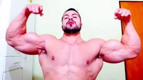 EL ARGENTINO DEDICADO AL FISICOCULTURISMO FRANCO DOMINGUEZ