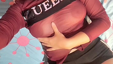 MI EX CUÑADA ME MUESTRA SUS GRANDES TETAS