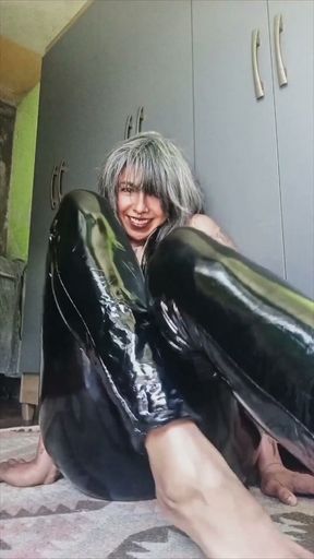 Shiny Pvc Suit Masturbation - Loud Squeaks While I Rub Myself