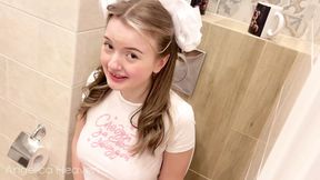 Stepdad Caught Girl in Bath &mdash;  Peeled in Mouth &mdash;  Rode Her Anal&#x1F44C;