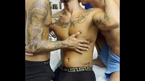 VIREI MARMITA DE CASAL E SENTI DUAS PICAS NO MEU RABO