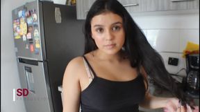 My Vacation Is Over and the First Thing I Find at My Parents' House Is My Stepsister