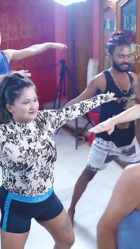 Desi Indian Yoga Class Turns Into Sex Class and All Girls Fucked by Their Yoga Teacher ( Full Movie )