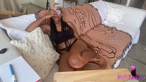 virtual orgasms! jenna foxx gets her legs spread wide on the couch!