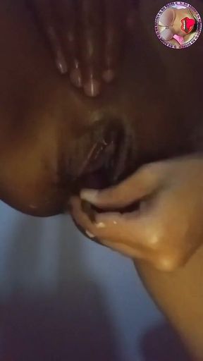 Sri Lankan Wife Pussy Make Squirt and Fart