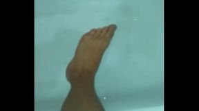 ME CORRO EN LA BOCA DE MI PRIMA