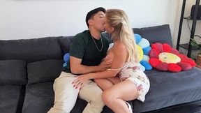 Blonde MILFs Insatiable Thirst for Fresh Meat Gets Fulfilled by Stranger's Slick Load