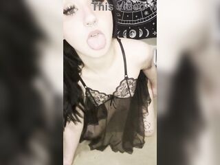 Do you like teen small goth cuties that show off there corpulent butt for you:)