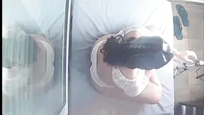 Real Cuckold Couple: Masked Hotwife in Lingerie Teases Strangers on Random Webcam � Huge Ass & Anal Plug, Call Drops Before He C