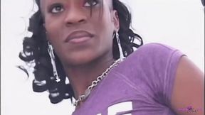 She Got a Heartwarming Welcoming From the Ghetto Stud and His Huge, Heart-melting Black Dick&#x1F346;